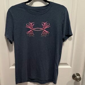 Under Armor Nave Blue Tee. Size Large Good condition